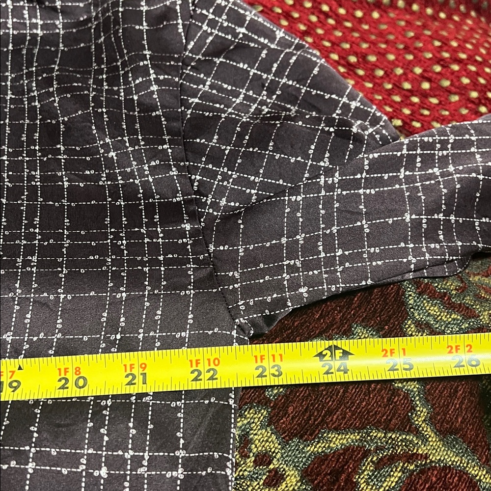 Eileen Fisher Purple and White Grid Pattern Long Sleeve Silk Top. Large - Picture 5 of 7